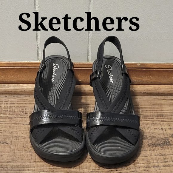 Sketchers black strappy 2.5" wedge heel sandals. Sz: 8 - Picture 1 of 4